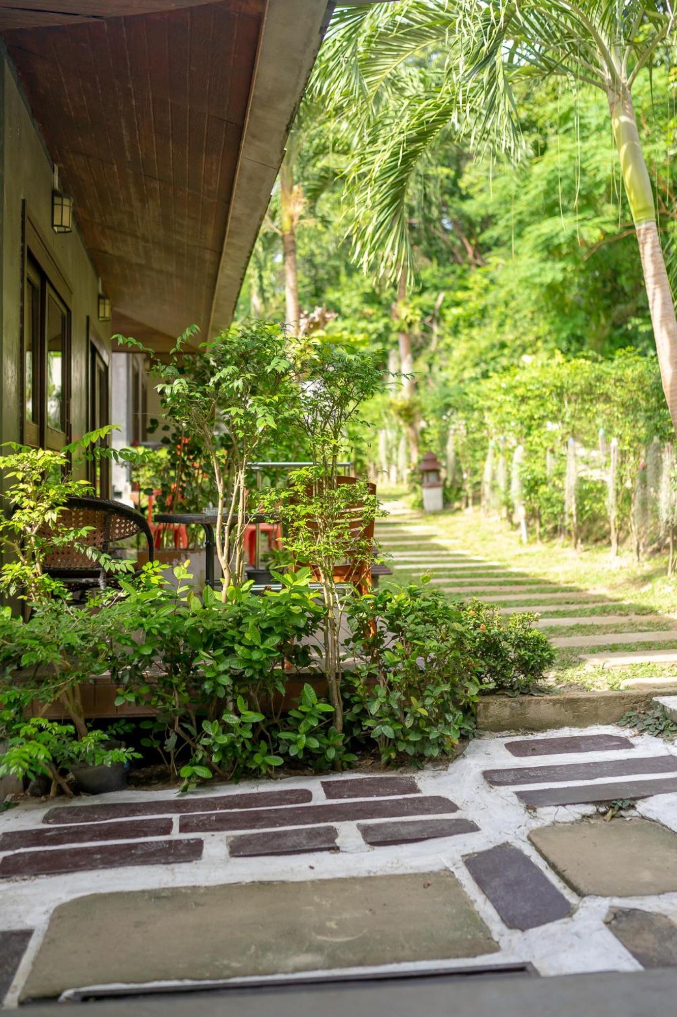 Good Mood Resort Koh Lipe Bagian luar foto